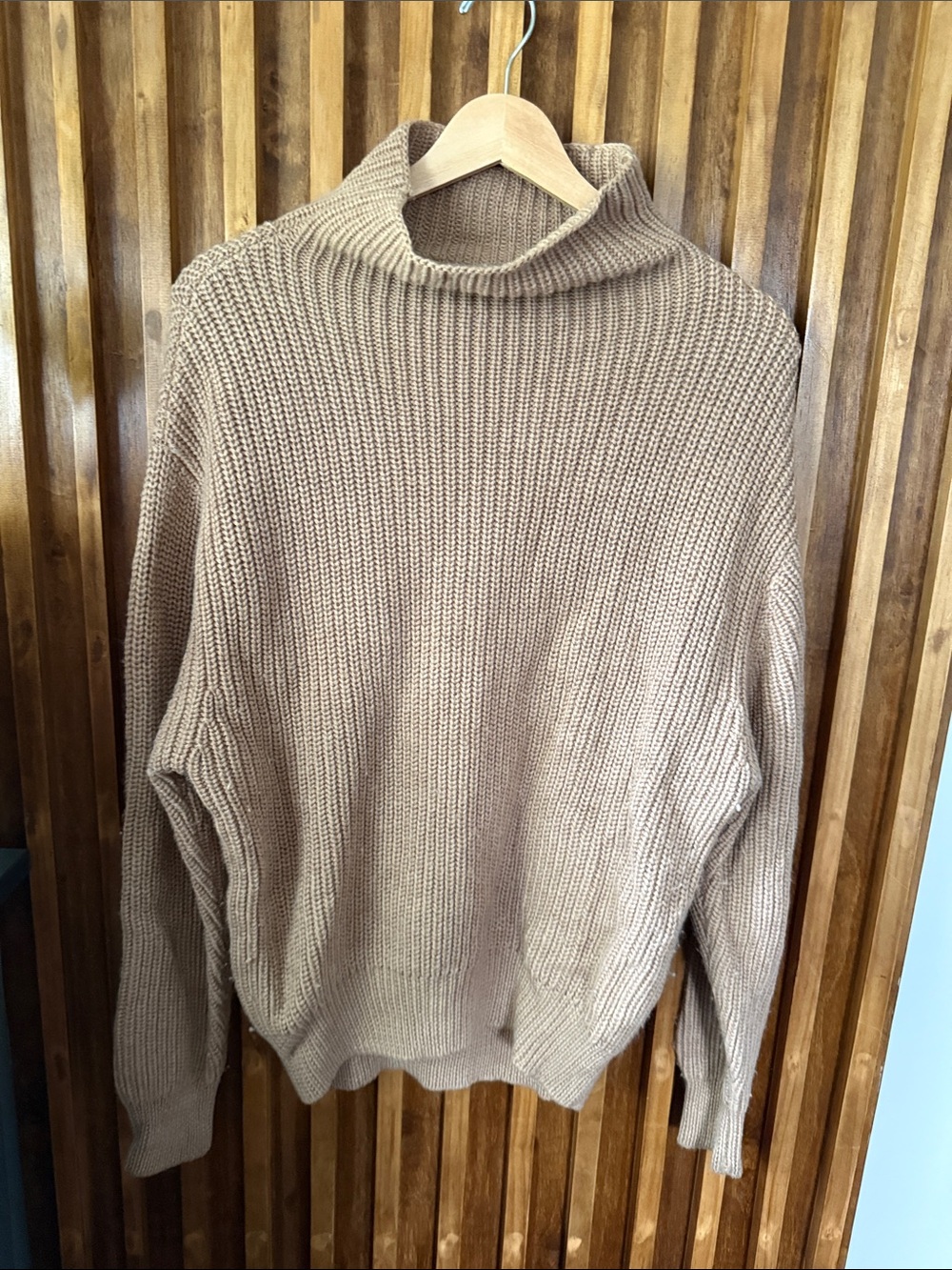 Aritzia Wilfred Merino Wool Ribbed Relaxed mock neck sweater. S